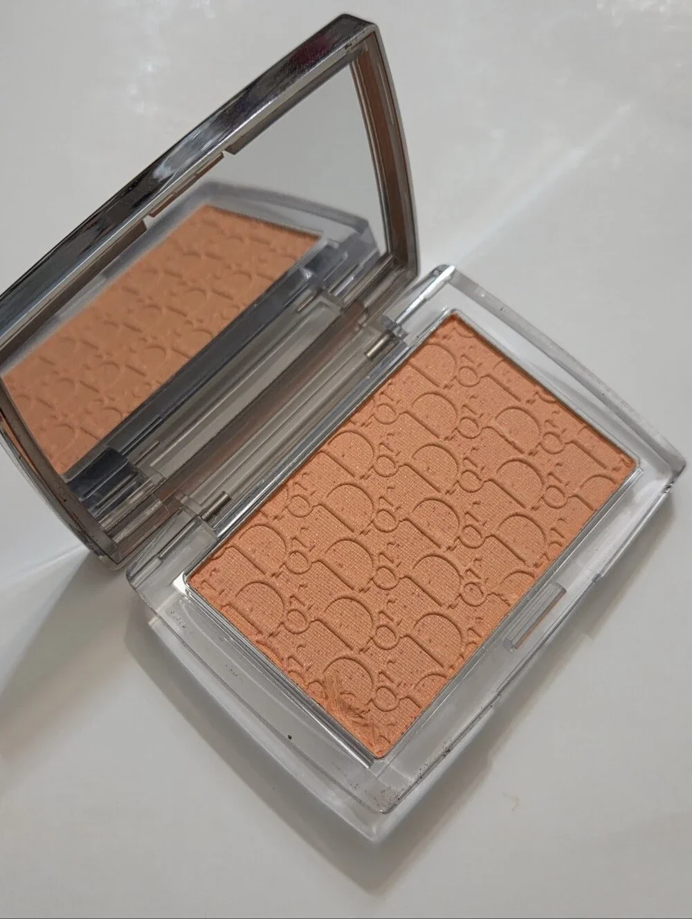 Dior Rosy Glow Blush In Coral 004**